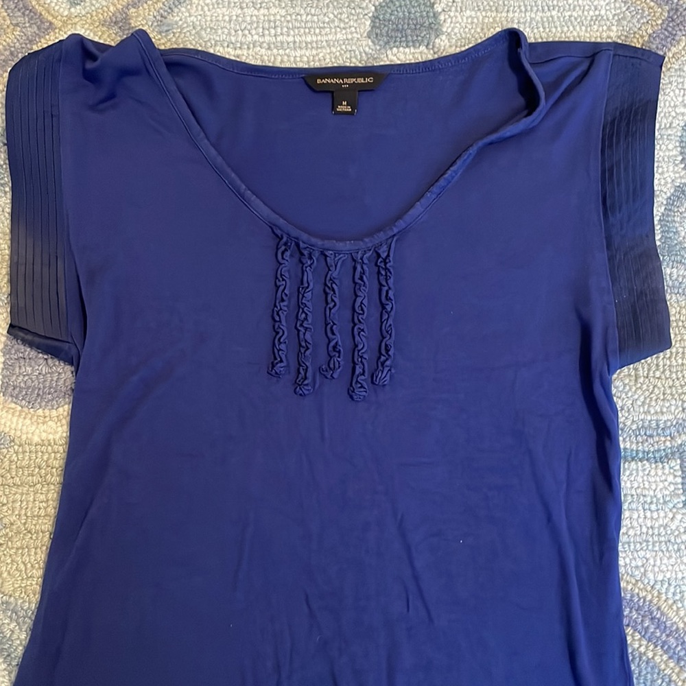 Banana Republic cap sleeve top